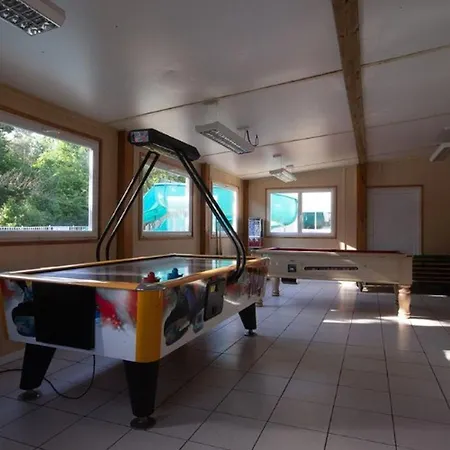 Kemp Mobil Avec Terrasse Pour 4 Personnes - Api-1-52-656 Brétignolles-sur-Mer