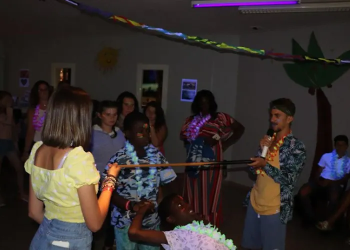 Kemping Mobil Avec Terrasse Pour 4 Personnes - Api-1-52-656 *