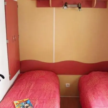 Mobil Avec Terrasse Pour 4 Personnes - Api-1-52-656 Camping *