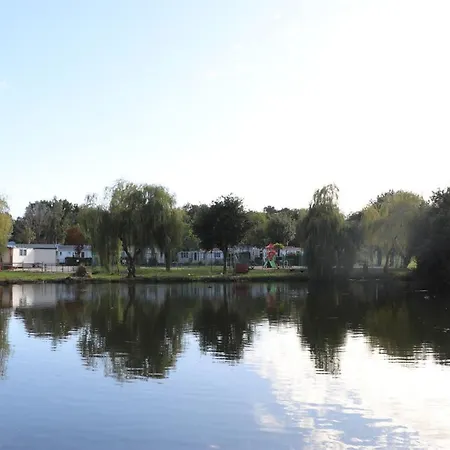 Campeggio Mobil Avec Terrasse Pour 4 Personnes - Api-1-52-656 *